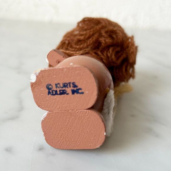 Vintage Cowardly Lion Wizard of Oz Wooden Christmas Ornament Kurt S Adler - Picture 6 of 7